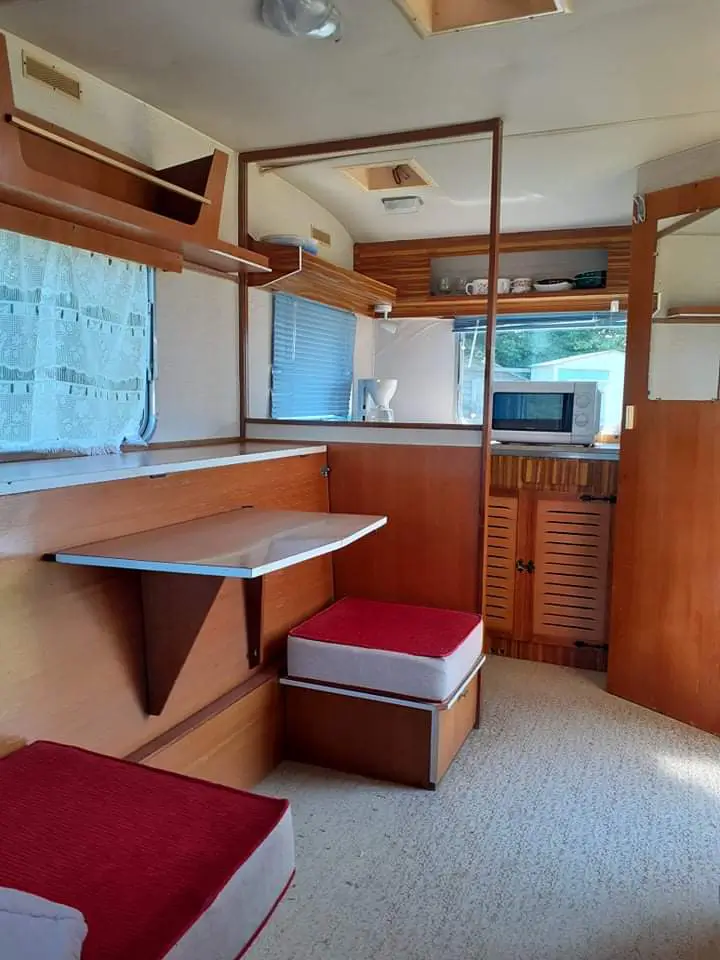 interieur-caravane-Baronette-2
